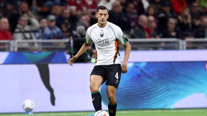 Drama VAR! Gol Kemenangan Venezia Dianulir, Skor Imbang 1-1