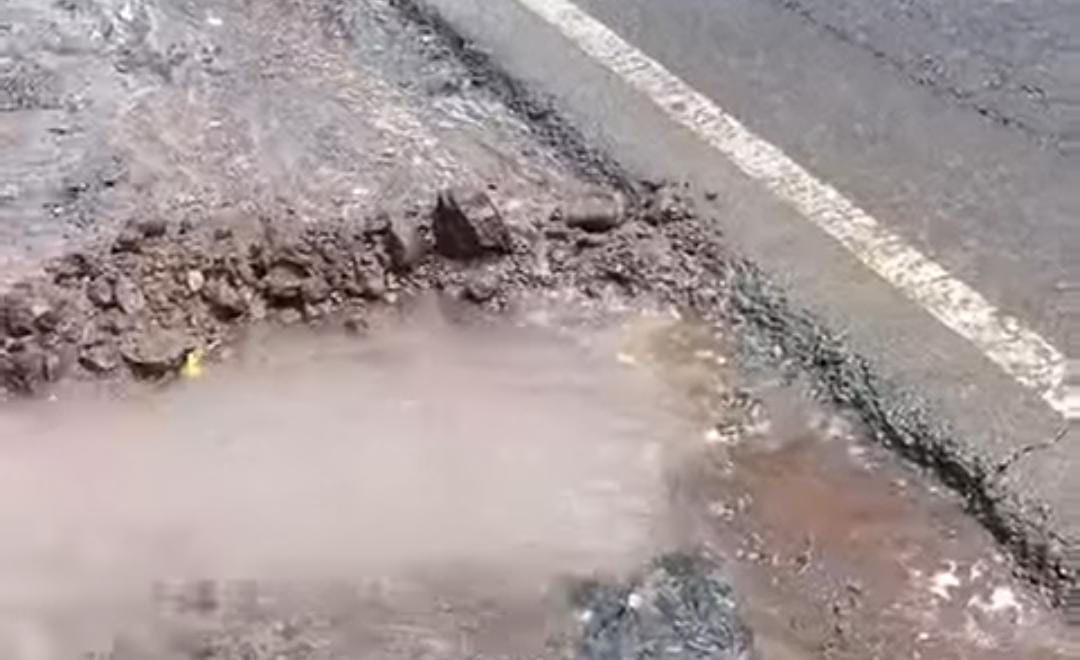 Perumda Tirta Mulia Perbaiki Pipa 16 Inch di Silarang dan Peguyangan, Warga Diminta Bersiap